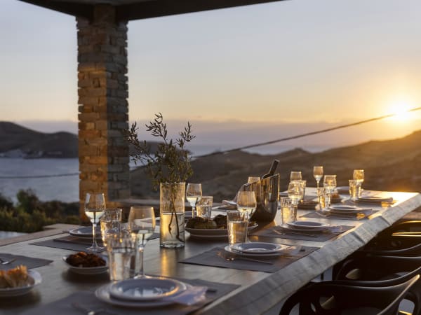 As the sun sets on another blissful day at Evanne, it's almost time for dinner.